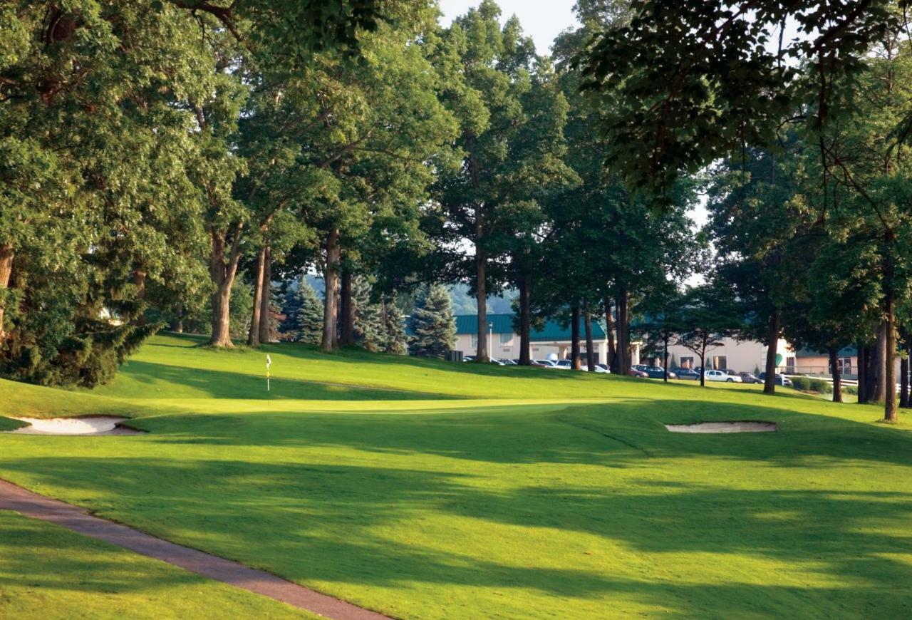 Lakeview Golf Resort Morgantown Buitenkant foto